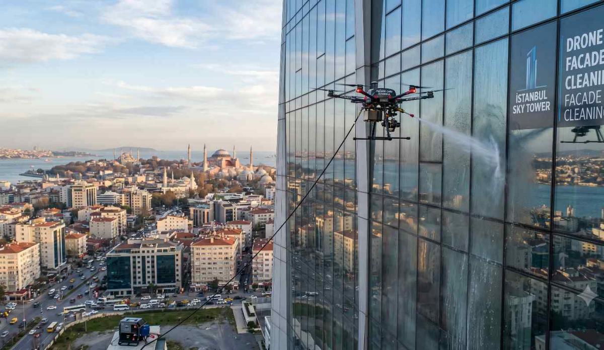 Çekmeköy'de drone ile dış cephe temizliği çalışması